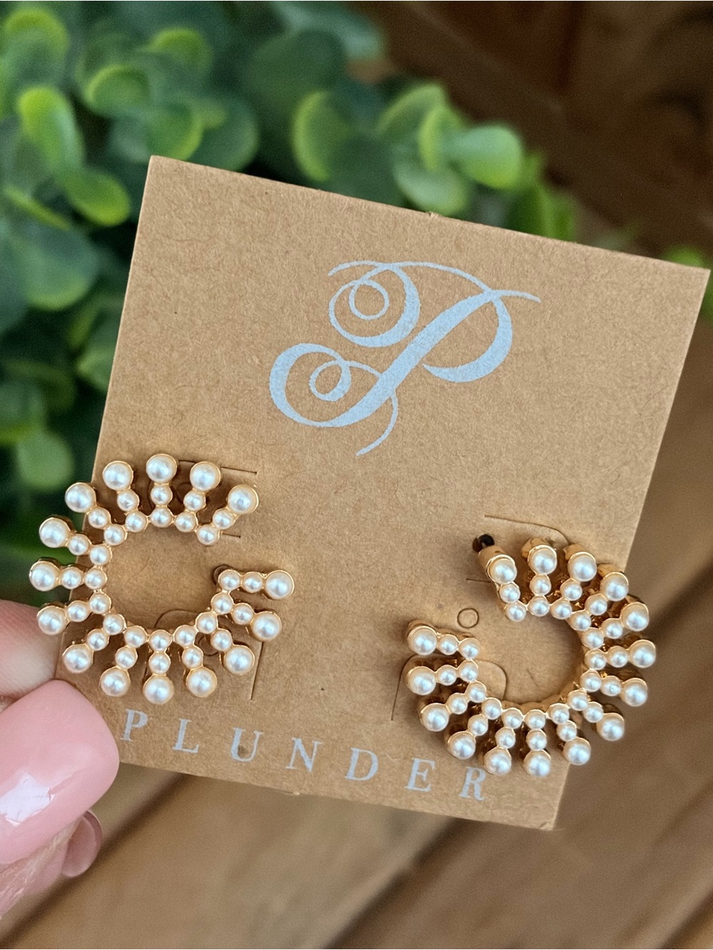 Plunder Gold Hoop Earrings with Cream Pearls